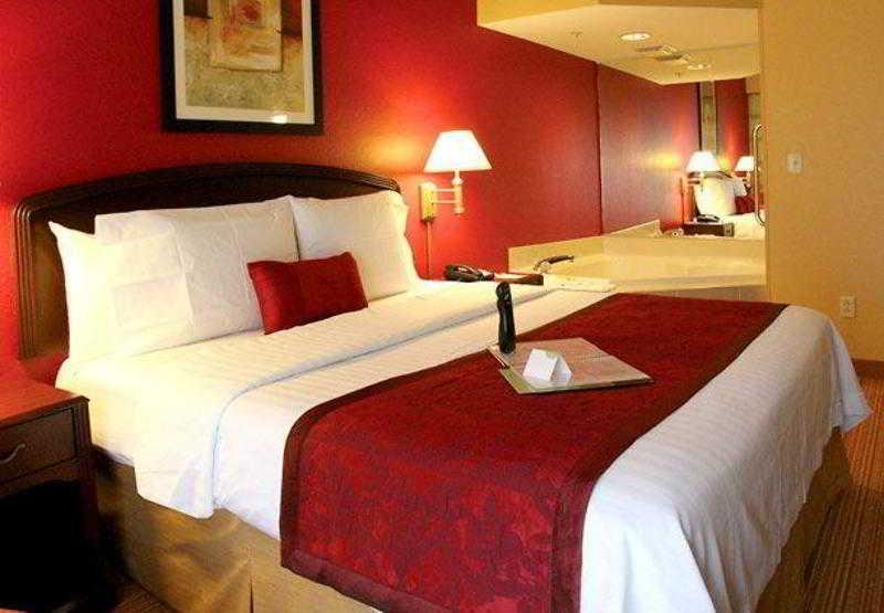 Courtyard By Marriott Rock Hill Hotel Exterior foto